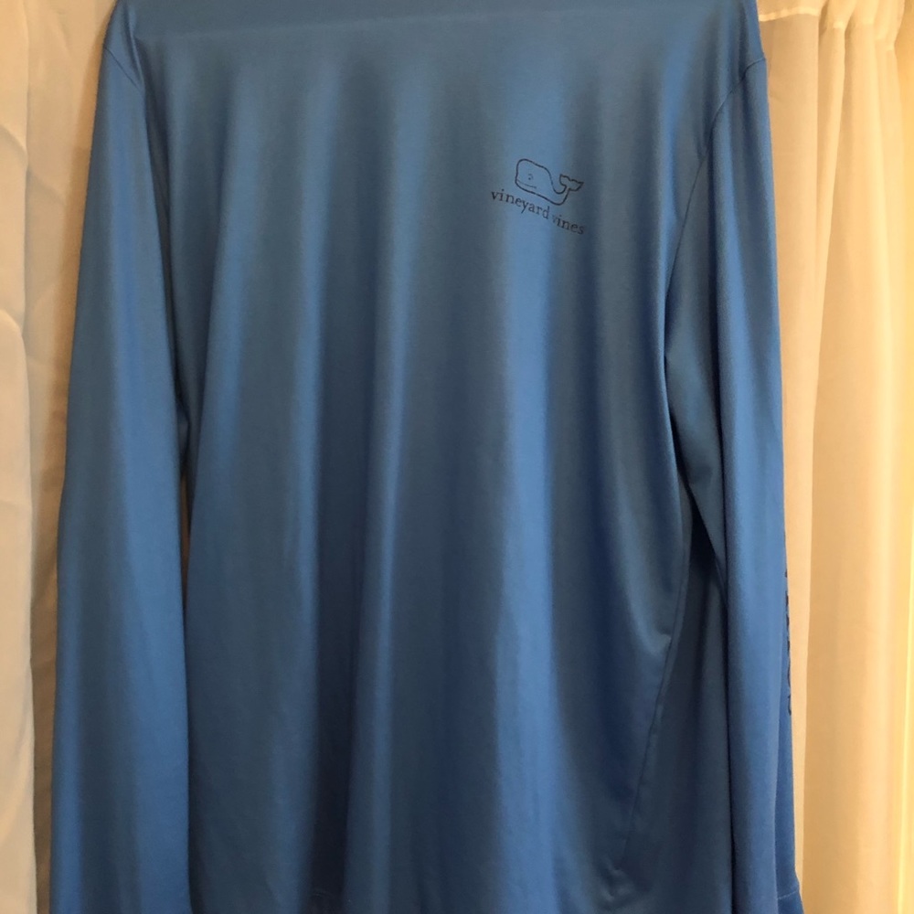 Vineyard Vines men’s shirt